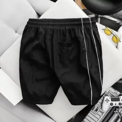 Quần short dù chất dù nhăn thời trang phối sọc 2 bên có lót trong <130kg