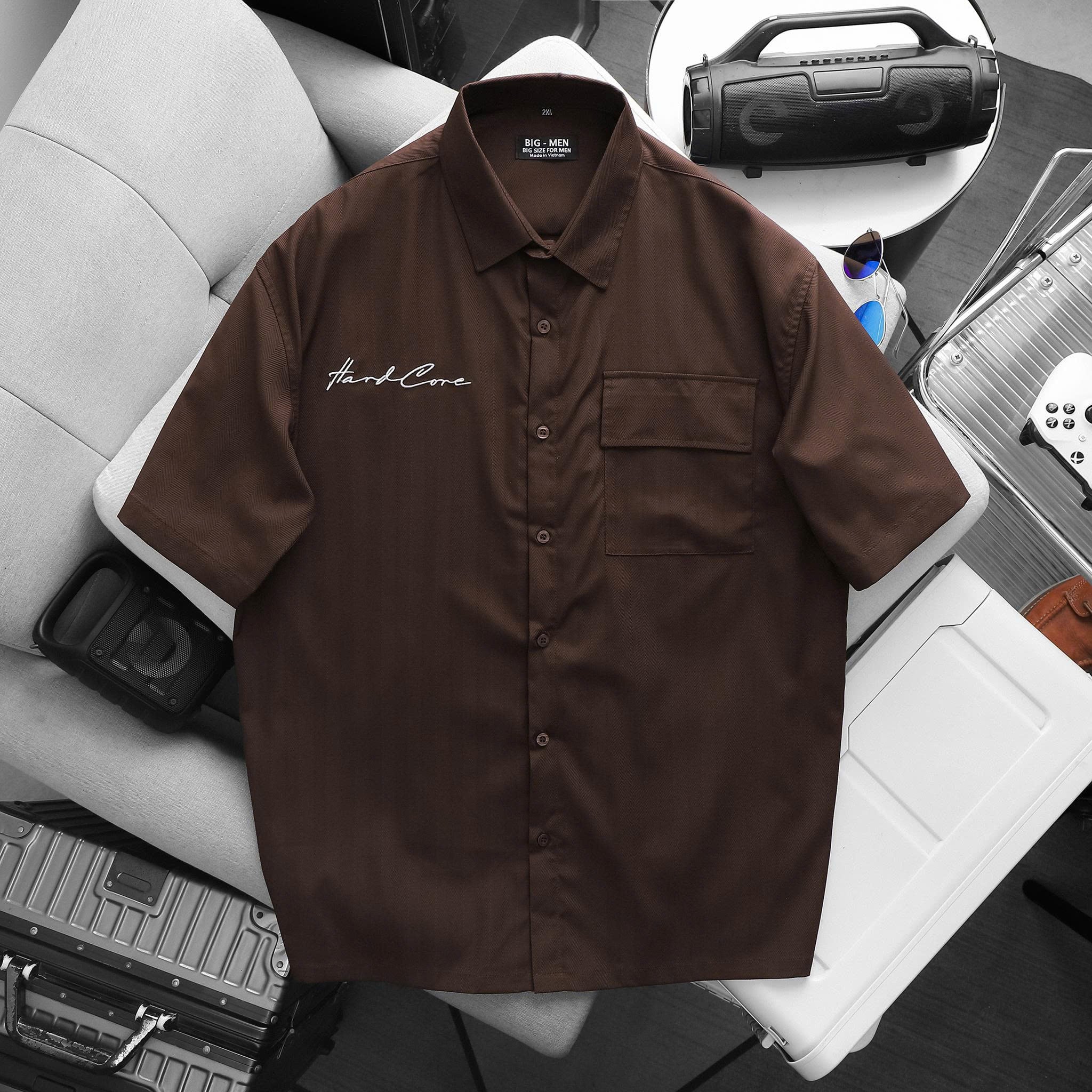 BIG MEN- Áo sơ mi tay ngắn vải polyester sọc tre thêu phối túi thời trang bigsize nam 90- 138 kg - Ảnh 2